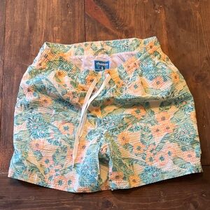 chubbies Pastel Floral Seersucker Swim Trunks in Mint and Peach